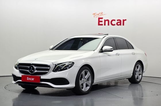 Mercedes-Benz E-Class E220d Avantgarde — пробег 125 643 км — фото 1 из 5