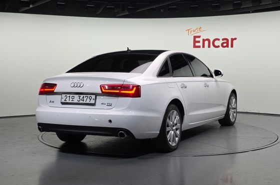 Audi A6 45 TDI Quattro C7 — пробег 141 842 км — фото 2 из 5