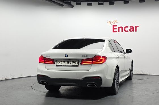 BMW 5-Series 530i xDrive M Sport Package Plus — пробег 64 862 км — фото 4 из 5