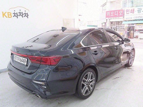 Kia K3 Trendy — пробег 130 000 км — фото 3 из 5