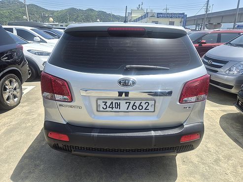 Kia Sorento Diesel 2.0 2WD TLX Deluxe — пробег 159 498 км — фото 4 из 5