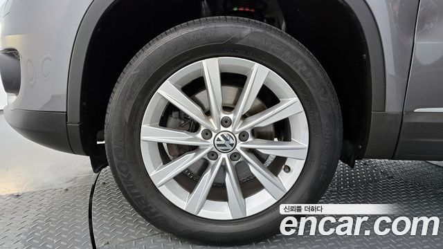 Volkswagen Tiguan из Кореи Encar