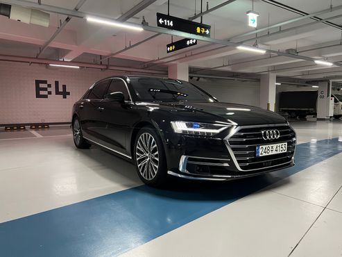 Audi A8 60 TFSI Quattro LWB — пробег 39 400 км — фото 3 из 5