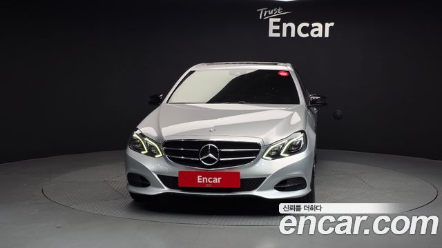 Mercedes-Benz E-Class E220 Bluetec Avantgarde Sport — пробег 232 821 км — фото 3 из 5