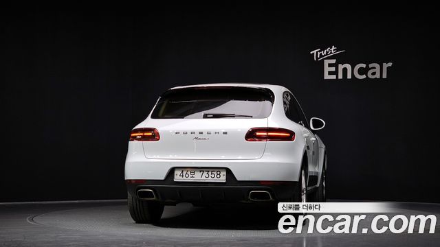 Porsche Macan 2.0 95B — пробег 151 481 км — фото 4 из 5