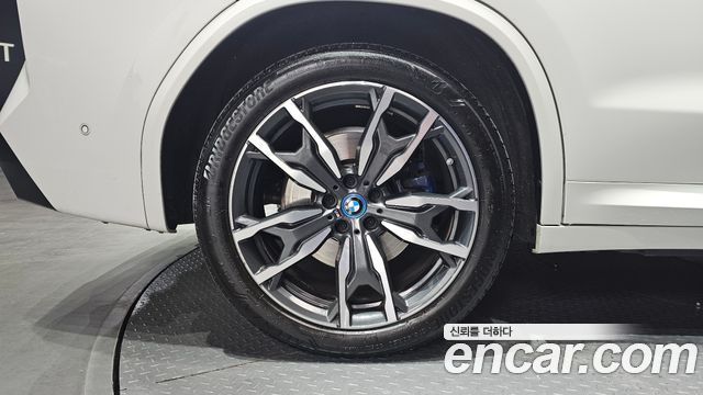 BMW X3 xDrive 30e M Sport — пробег 31 676 км — фото 5 из 5