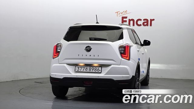 Ssangyong TIBOLI из Кореи Encar