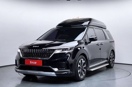 Kia Carnival 7-Seater Hi-Limousine Signature — пробег 47 406 км — фото 1 из 5