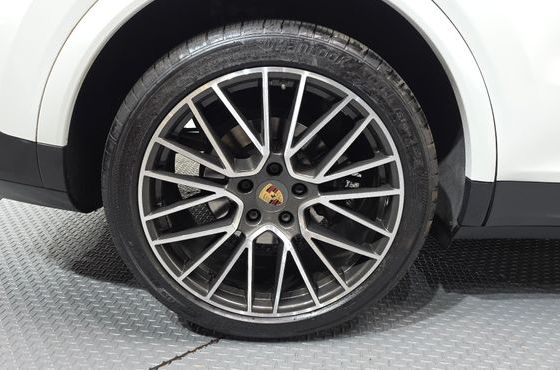 Porsche Cayenne 3.0 — пробег 184 194 км — фото 5 из 5