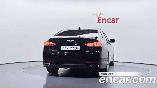 Hyundai Genesis из Кореи Encar
