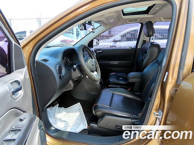 Jeep Compass 70th Anniversary 1st — пробег 79 454 км — фото 5 из 5