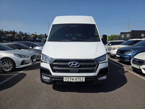 Hyundai Solati 15-seater Luxury — пробег 96 280 км — фото 2 из 5