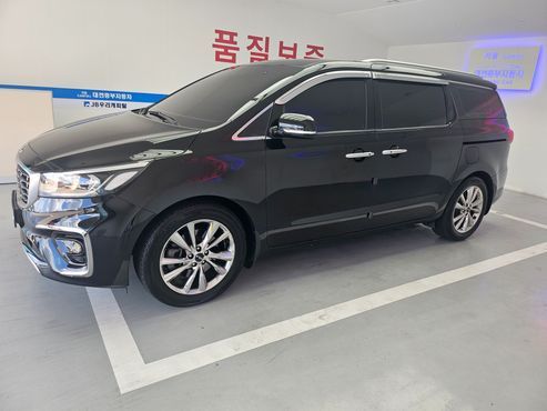 Kia Carnival 9-Seater Prstige — пробег 132 019 км — фото 4 из 5