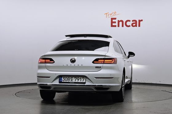 Volkswagen Arteon 2.0 TDI Presige 4Motion — пробег 106 195 км — фото 4 из 5