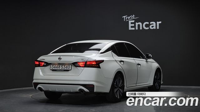 Nissan Altima из Кореи Encar