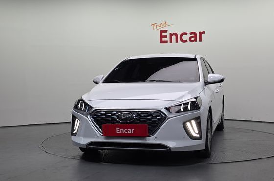 Hyundai Ioniq 1.6 HEV Q — пробег 142 231 км — фото 3 из 5