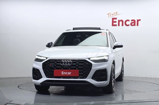 Audi SQ5 3.0 TFSI Quattro — пробег 12 335 км — фото 3 из 5