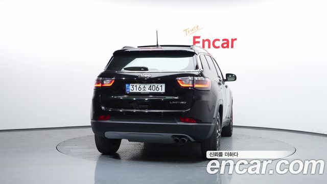 Jeep Compass 2.4 limited 2WD — пробег 58 231 км — фото 4 из 5