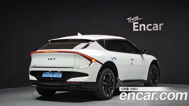 Kia EV6 из Кореи Encar