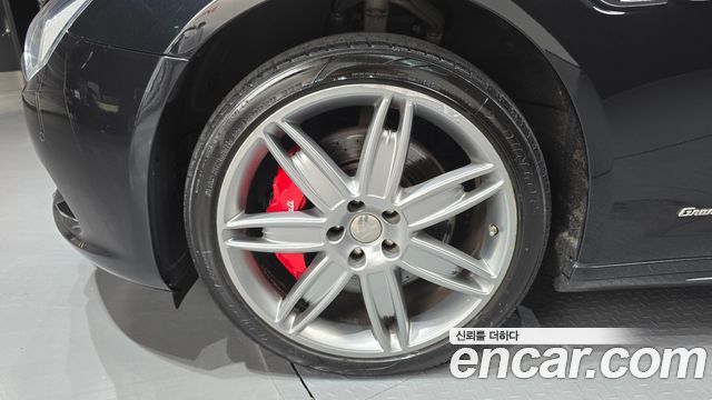 Maserati Quattroporte из Кореи Encar