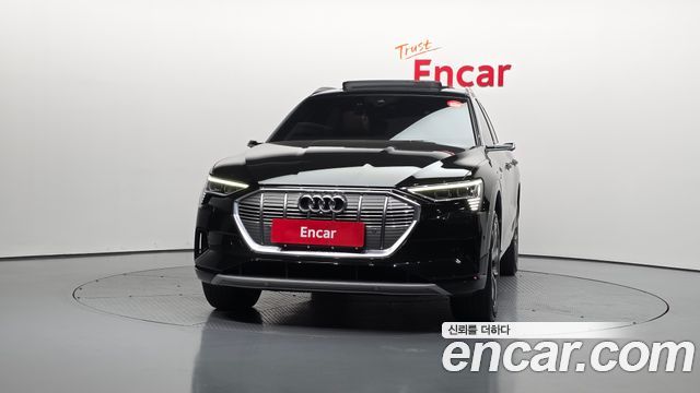 Audi e-tron из Кореи Encar