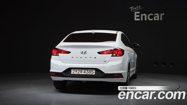 Hyundai AVANTE из Кореи Encar