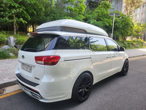 Kia Carnival 9-seater Hi-Limousine Prestige High roof — пробег 223 000 км — фото 2 из 5