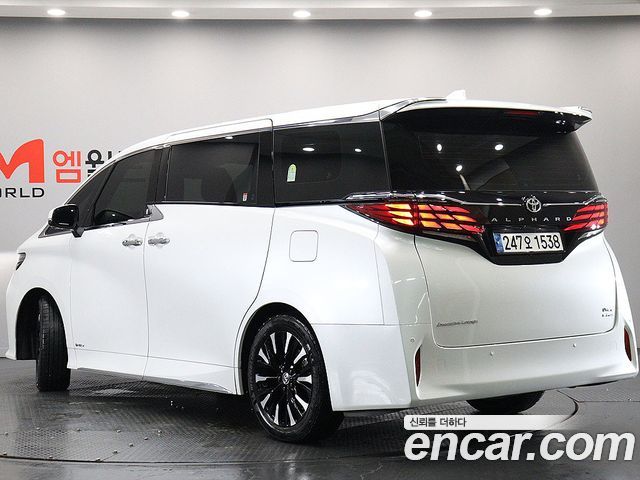 Toyota Alphard 2.5 HEV Executive AWD — пробег 16 935 км — фото 3 из 5