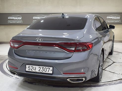 Hyundai Grandeur 2.4 Premium Special — пробег 119 319 км — фото 3 из 5
