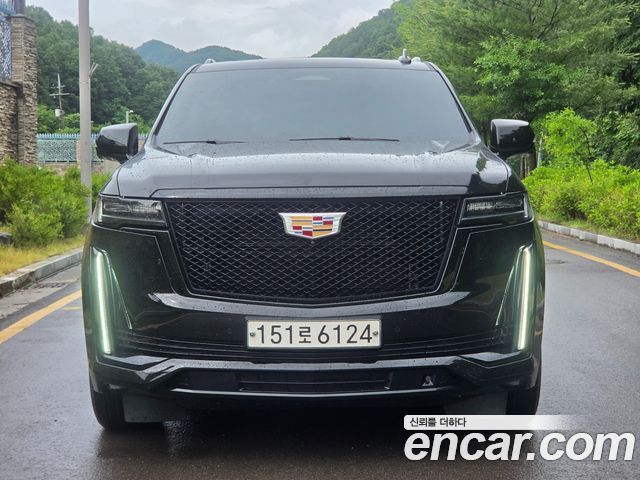 Cadillac Escalade 6.2 Sports Platinum — пробег 46 100 км — фото 1 из 5