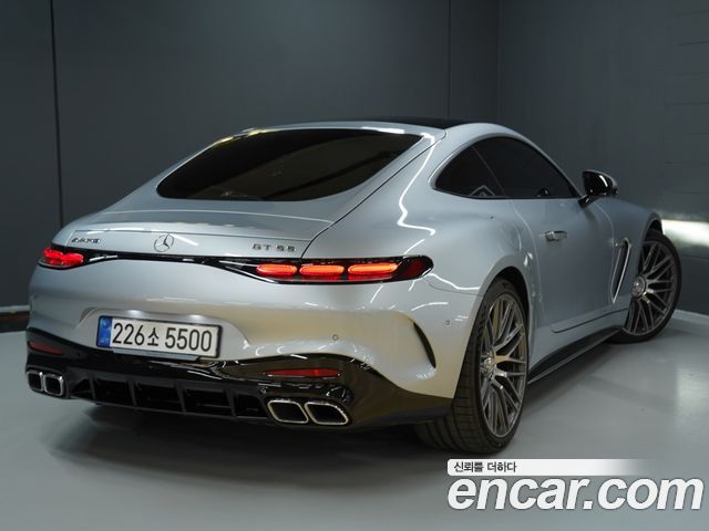Mercedes-Benz AMG GT AMG GT55 4MATIC+ — пробег 1 300 км — фото 3 из 5