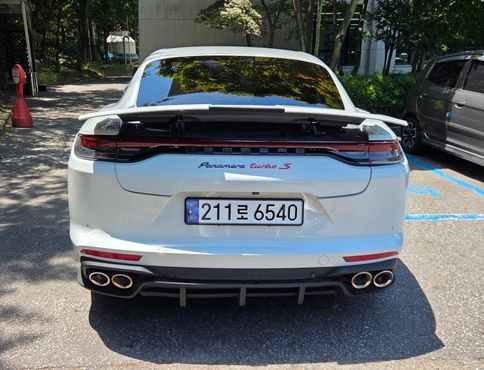 Porsche Panamera 3.6 AWD 970 — пробег 181 000 км — фото 2 из 5
