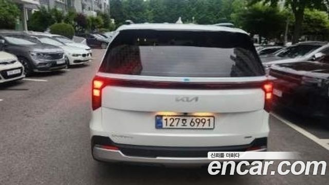 Kia Carnival HEV 9 seater Prestige — пробег 1 100 км — фото 2 из 5