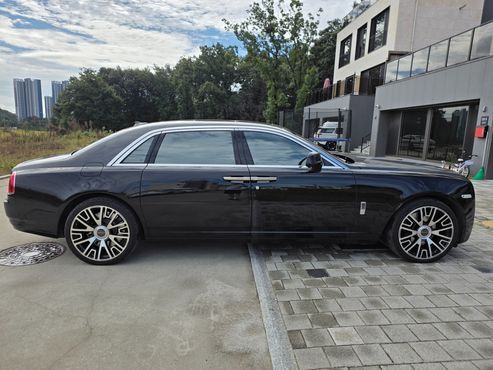 Rolls-Royce Ghost 6.6 EWB V12 — пробег 57 700 км — фото 1 из 5