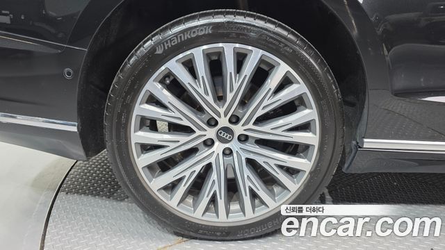 Audi A8 из Кореи Encar