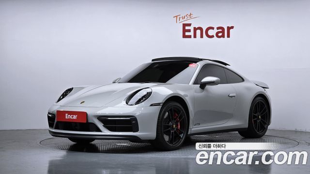 Porsche 911 Carrera GTS — пробег 11 776 км — фото 1 из 5