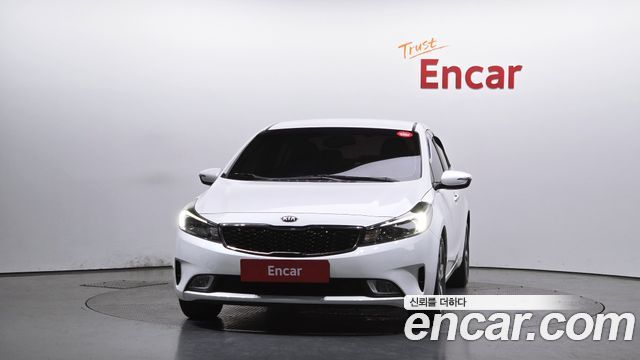 Kia K3 из Кореи Encar