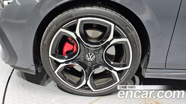 Volkswagen Golf из Кореи Encar