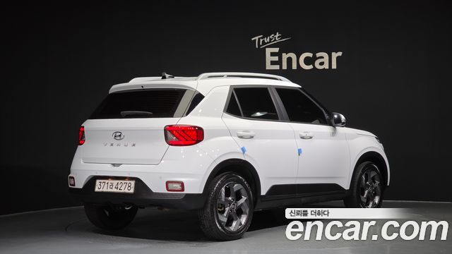 Hyundai Venue из Кореи Encar