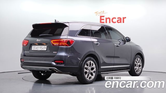 Kia Sorento Gasoline 2.0 Turbo 2WD Master Special — пробег 104 259 км — фото 2 из 5