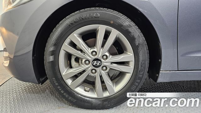 Hyundai AVANTE из Кореи Encar