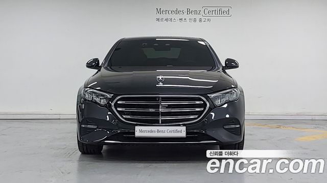 Mercedes-Benz E-Class E220d 4MATIC Exclusive — пробег 64 659 км — фото 3 из 5
