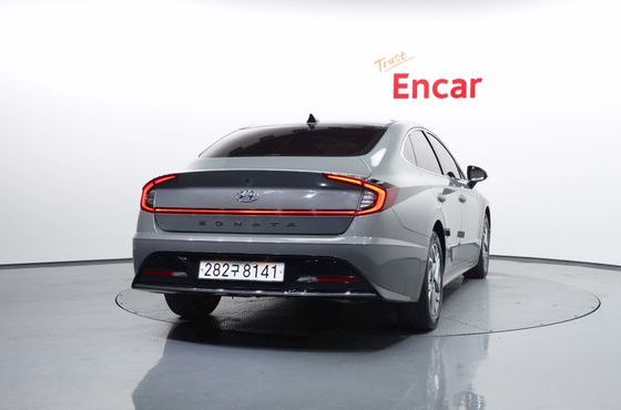 Hyundai Sonata 2.0 Premium Plus — пробег 135 001 км — фото 4 из 5
