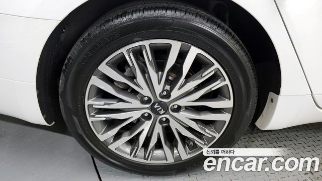 Kia K7 из Кореи Encar