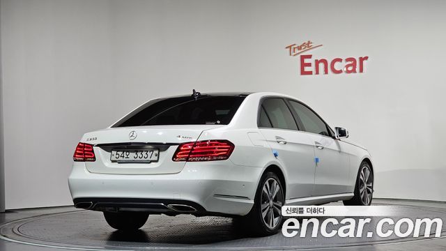 Mercedes-Benz E-Class из Кореи Encar
