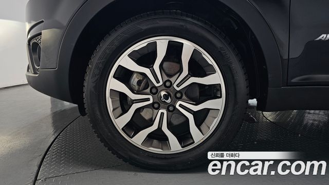 Ssangyong KORANDO из Кореи Encar