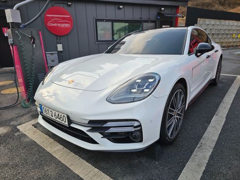 Porsche Panamera 2.9 AWD — пробег 86 000 км — фото 2 из 5