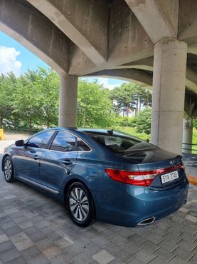 Hyundai Grandeur Premium — пробег 186 170 км — фото 2 из 5