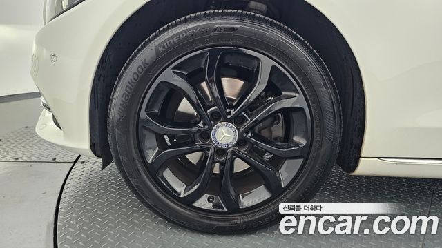 Mercedes-Benz C-Class из Кореи Encar