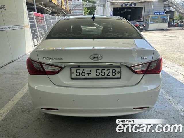 Hyundai Sonata LPI Modern — пробег 273 195 км — фото 3 из 5